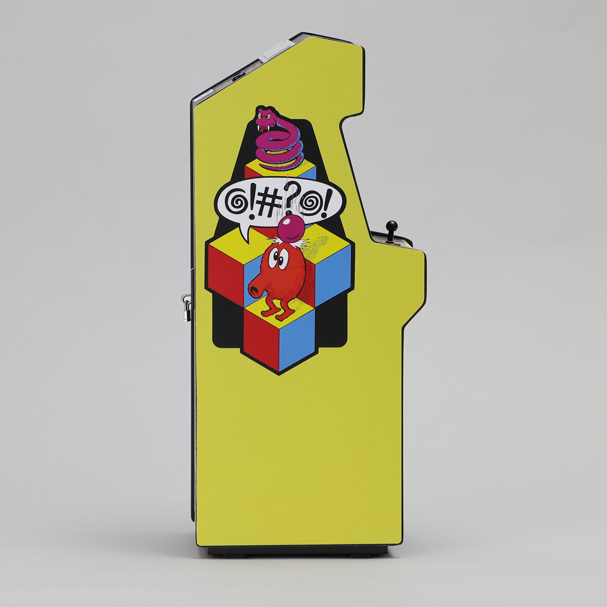 Q*bert x RepliCade